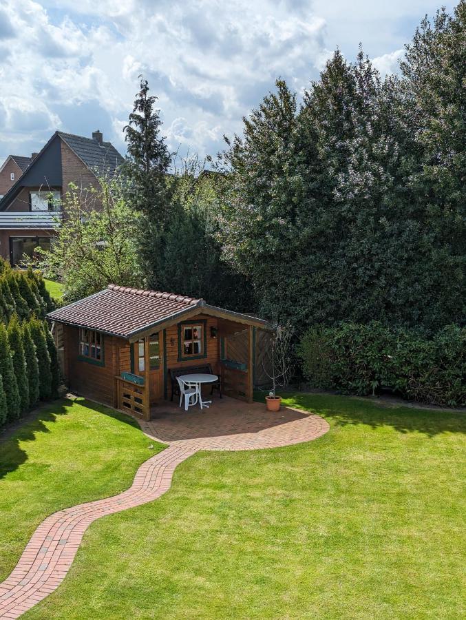 Ferienwohnung Leni Erstes Og Inkl Balkon Gartenblick Kostenfreier Parkplatz Stadtnah Aber Ruhig Gelegen Meppen Exterior photo