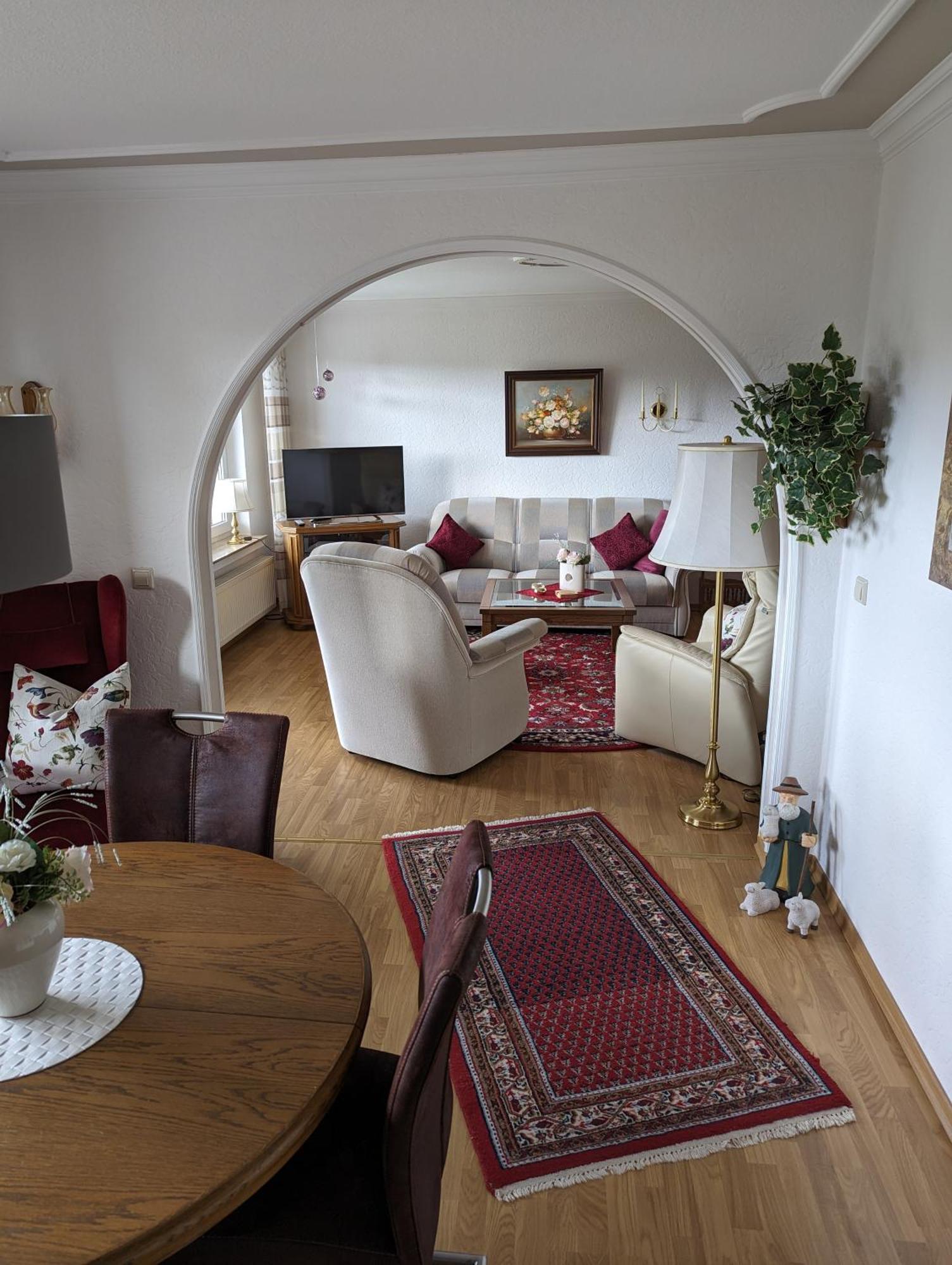 Ferienwohnung Leni Erstes Og Inkl Balkon Gartenblick Kostenfreier Parkplatz Stadtnah Aber Ruhig Gelegen Meppen Exterior photo